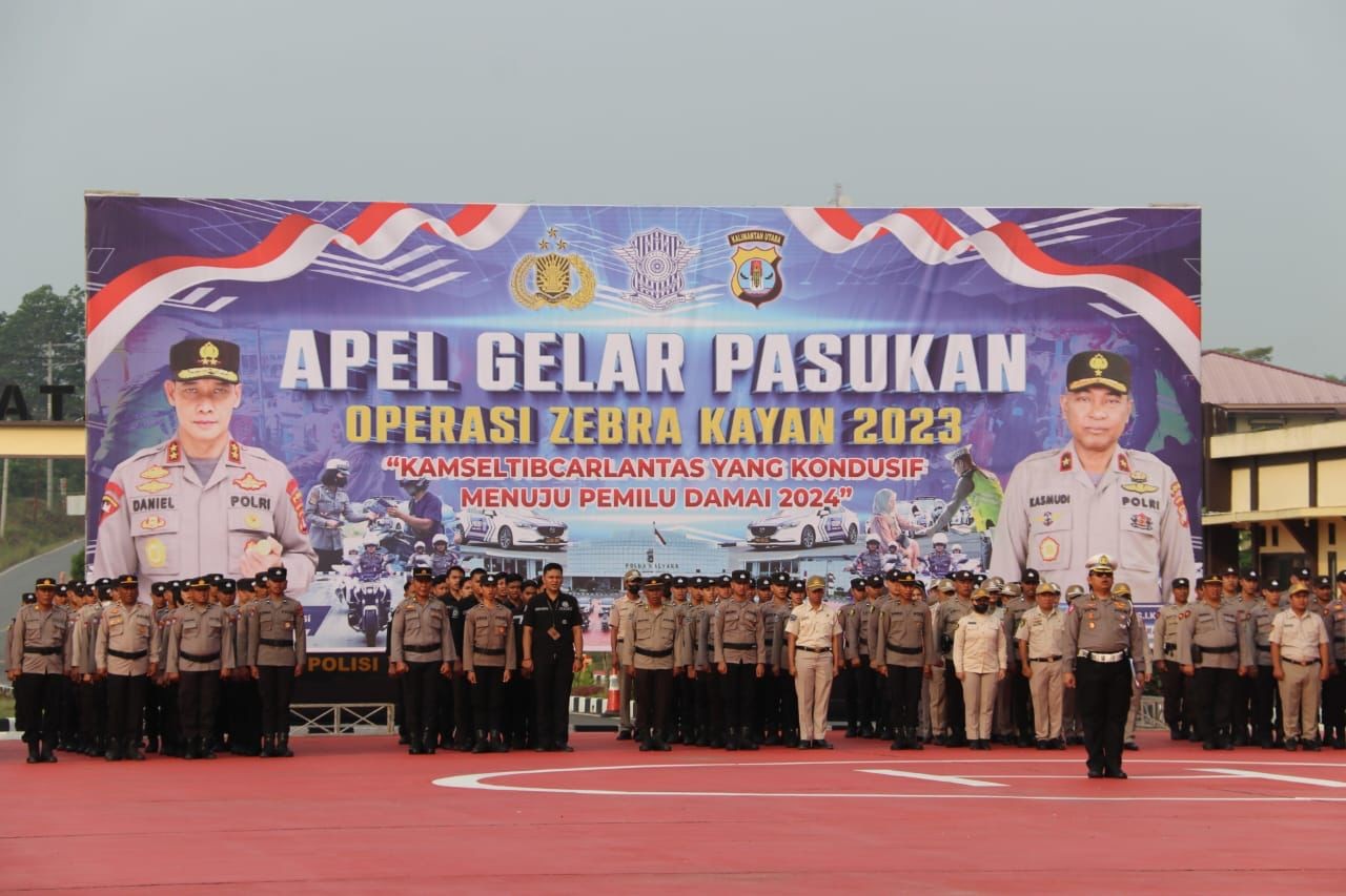 Polda Kaltara Melaksanakan Apel Gelar Pasukan Operasi Kepolisian Zebra Kayan 2023