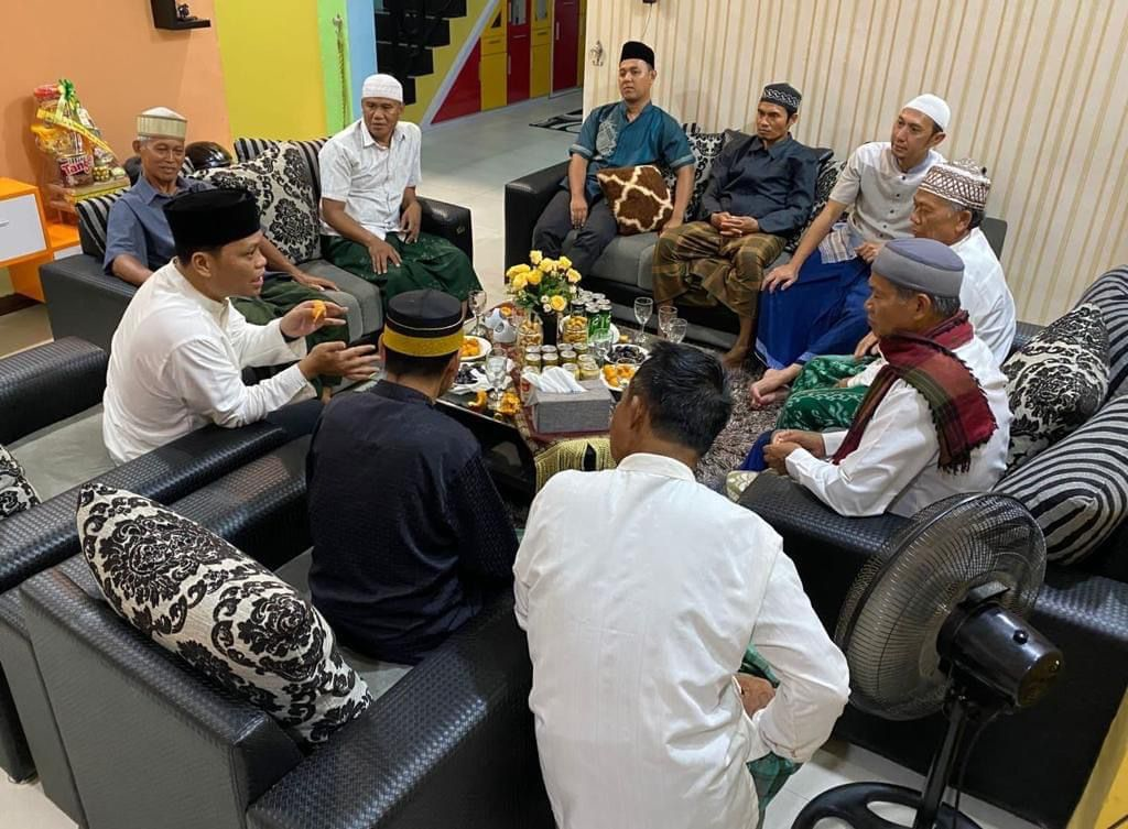 Anggota DPD RI, Hasan Basri Safari Ramadhan Bersama Tokoh Masyarakat Tarakan